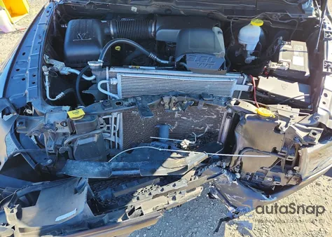 2021 Ram 1500 Classic Slt из США, поврежденный, VIN 1C6RR7GG0MS502565